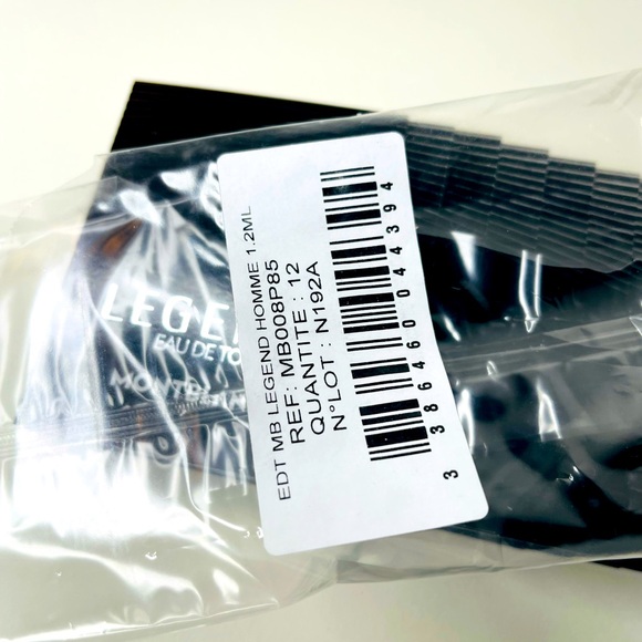 Mont Blanc  Legend (12) Travel Bottles - Picture 2 of 3